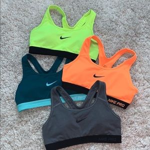 Nike Pro Sports Bras Set